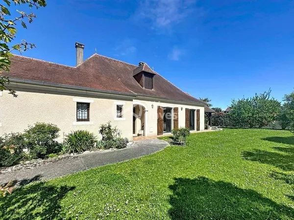 Maison 6 pièces 165 m²