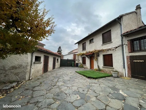 Loue maison Boisset Les Montrond