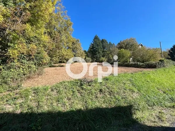 Terrain 2100 m²
