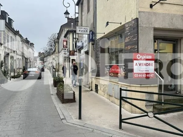 Local commercial 116 m²