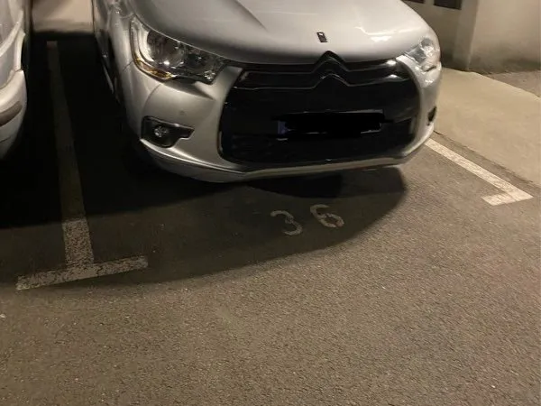 Place de parking sécurisée