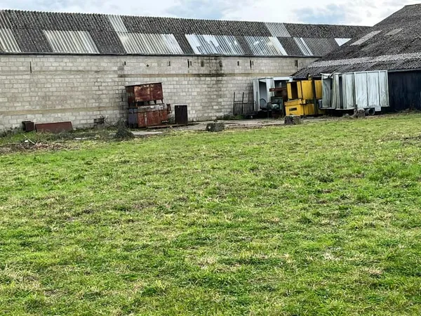 À vendre  Superbe terrain constructible d'environ 3 000 m² à Feuquières-en-Vimeu