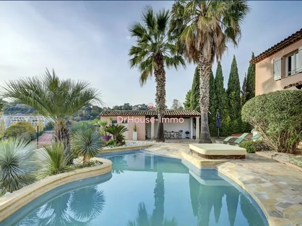 Incroyable Villa SAINT JULIEN / CAILLOL