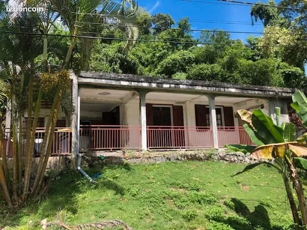 Maison + Terrain à vendre - Travaux à prévoir - situé à CHAZEAU ABYMES non loin de toutes commodités