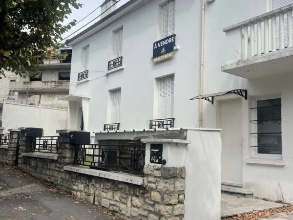 Immeuble 208 m²