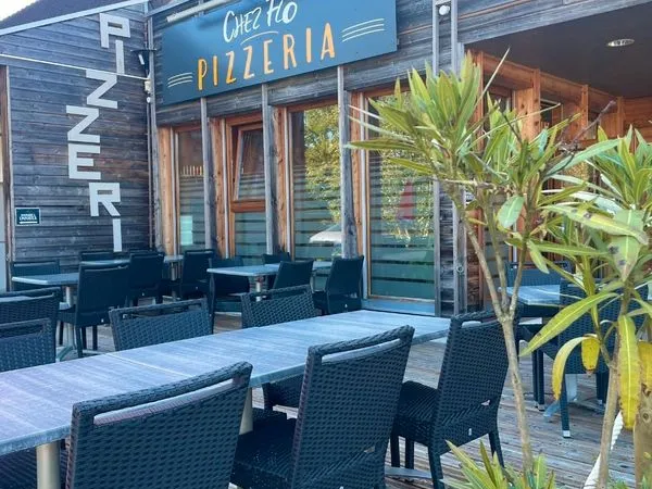 Pizzeria