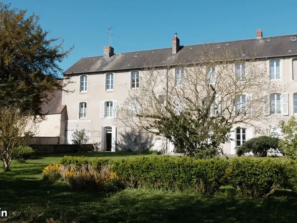 Grande maison avec grand jardin à SEES 61500