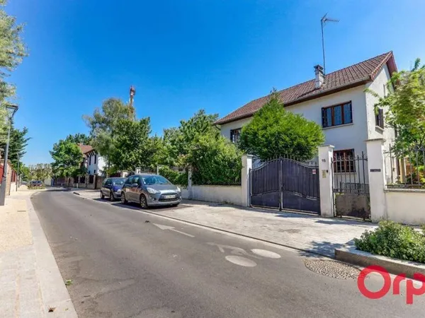 Maison 6 pièces 181 m²