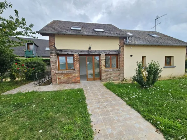 ensemble immobilier 3 maisons + grange + terrains constructibles