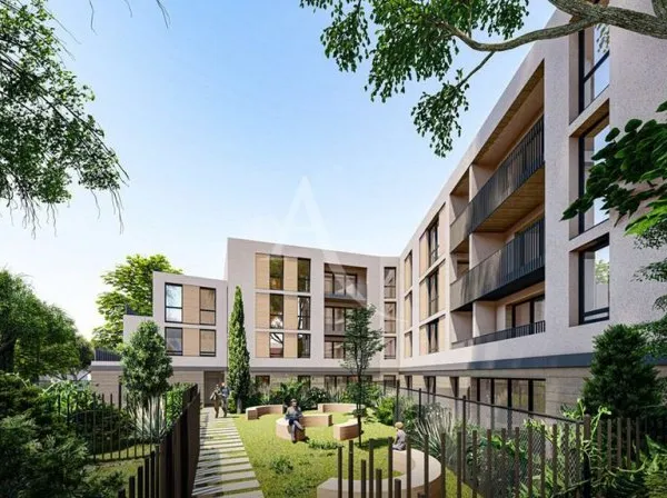 Appartement 4 pièces 82 m²
