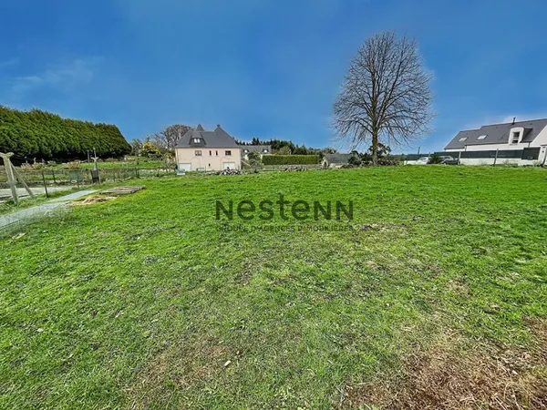 À vendre terrain constructible d'environ 650 m² au coeur de Marzan