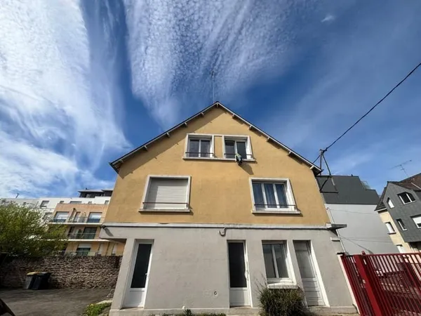 A LOUER - AGENCE GIBOIRE - APPARTEMENT T1 - RENNES / VOLNEY