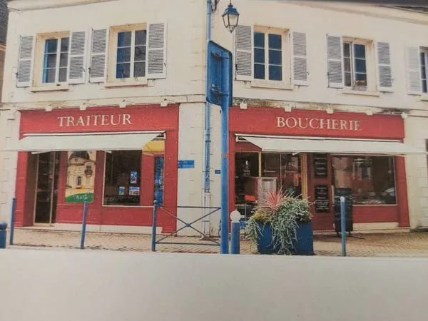 Chateauneuf sur loire -a louer local commercial
