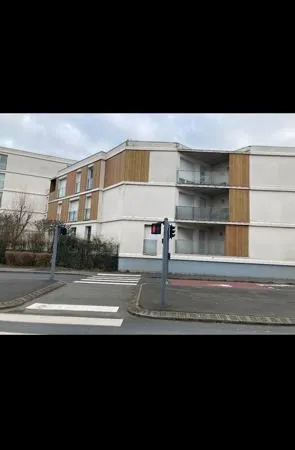 Appartement T4 zone Eurasanté
