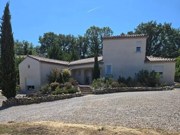 Maison 6 pièces 150 m²