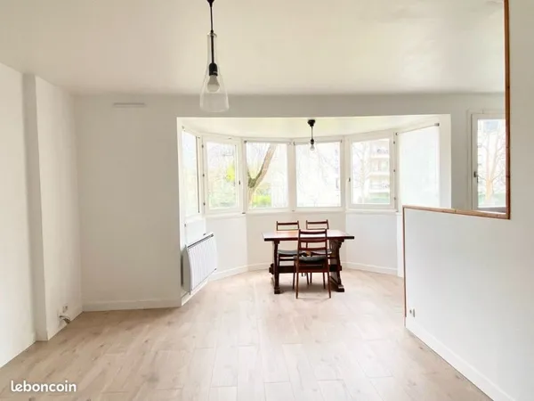 Duplex centre ville de Rosny