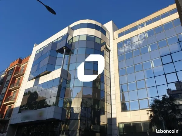 Bureau 157 m²