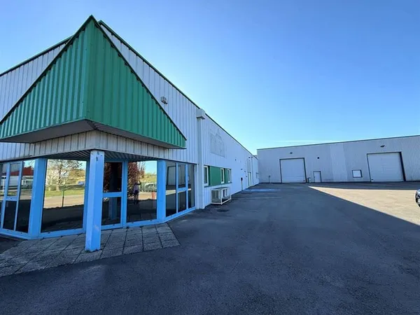 Local d'activité 2000 m²
