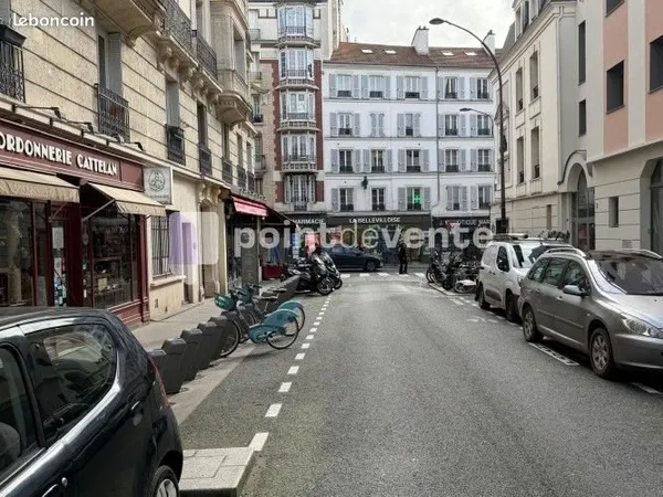 Bureau 113 m²
