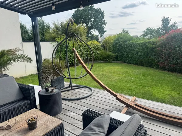 Maison de 2016 chateaubourg 140 M² Avec garage et terrasse