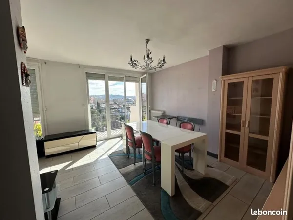 Appartement 4 pièces 81 m²