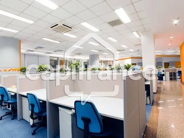 Bureau 45 m²