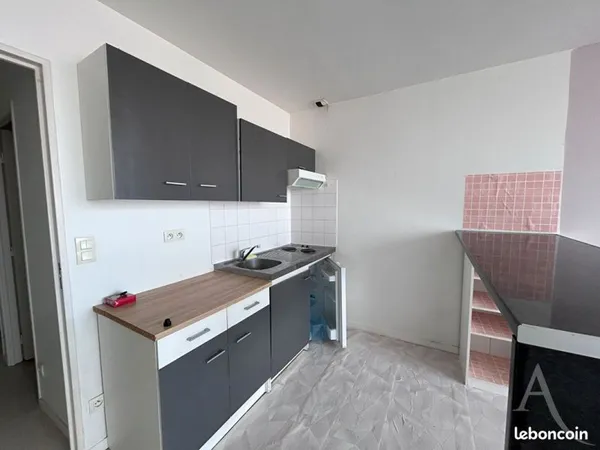 Studio 1 pièce 32 m²