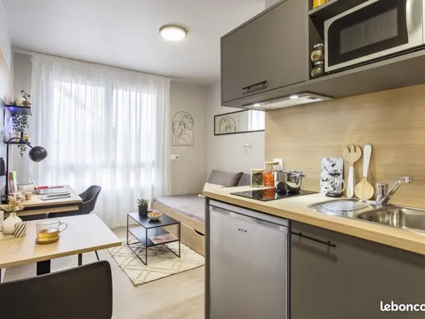 Studio 1 pièce 16 m²