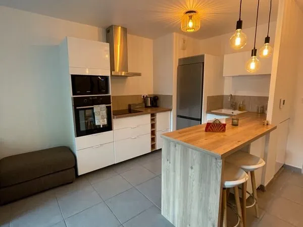 Appartement meublé récent avec terrasse - calme et résidence sécurisée Marseille 12e