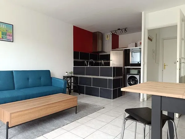 Trés bel appartement de type 2 Meublé