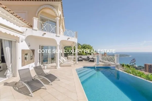 VILLA DE TRES GRAND LUXE PROCHE MONACO DANS DOMAINE PRIVE ET SECURISE