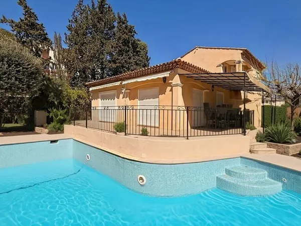 Maison 6 pièces 146 m²