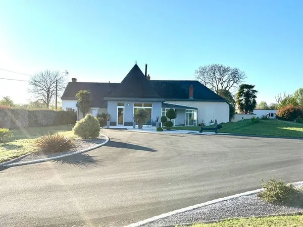 Maison Gennes Val De Loire 7 pièce(s) 175 m2