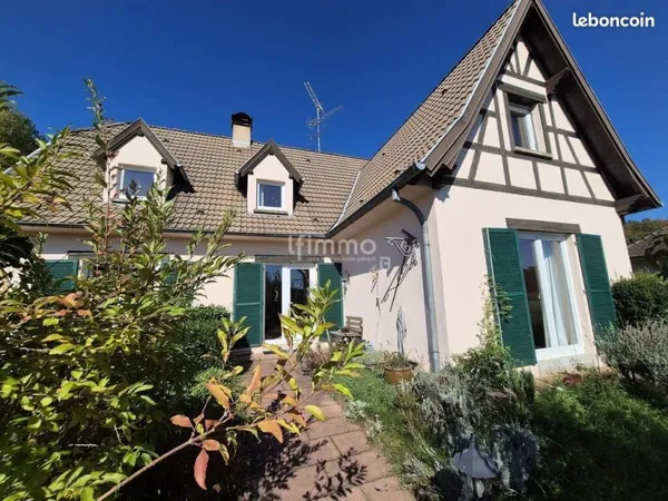 Maison 6 pièces 196 m²