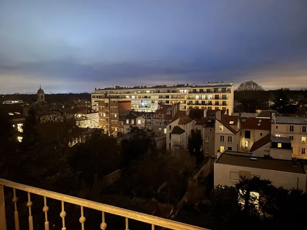 Appartement Saint Germain En Laye 6 pièce(s) 175m2