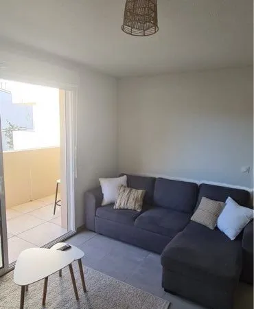 À louer - Appartement meublé 2 pièces avec terrasse et parking - Nîmes (Jean Jaurès)