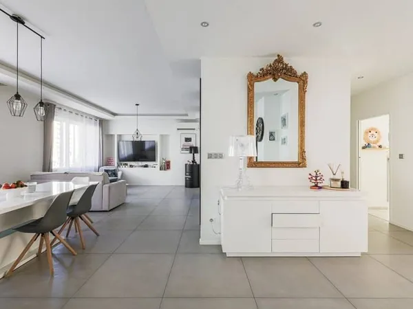 Appartement 4 pièces 106 m²