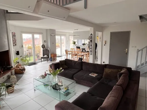 Appartement 5 pièces 148 m²