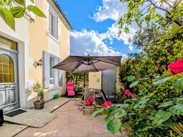 Charmante maison de ville au calme