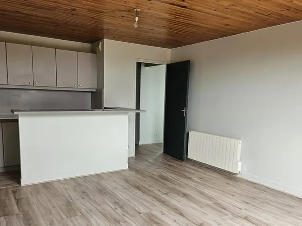 Appartement F1 en résidence sécurisée, Centre ville