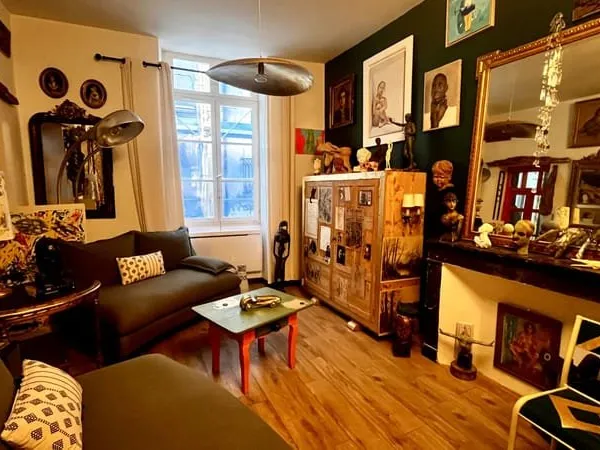 Appartement de charme 91 m² entièrement rénové - Au pied de la Cathédrale Saint-Nazaire
