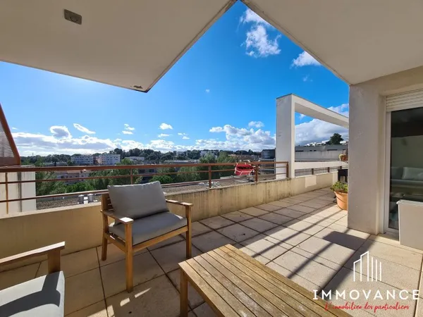 3 pièces avec vue panoramique et terrasse de 28m², garage en s