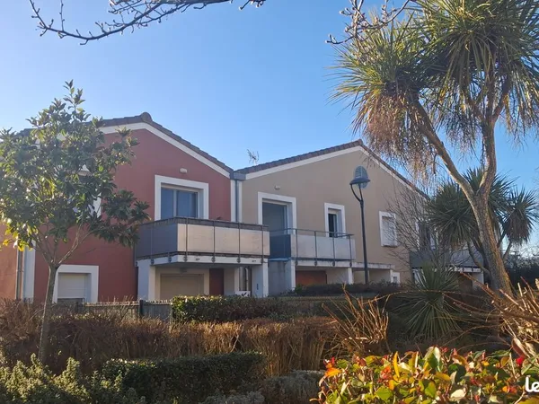 T2 Beauzelle 38m² lumineux avec terrasse et parking privatif dans residence calme