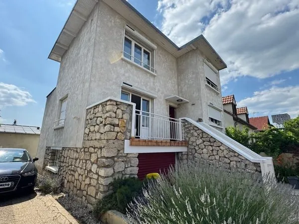 Maison 4 pièces 130 m²
