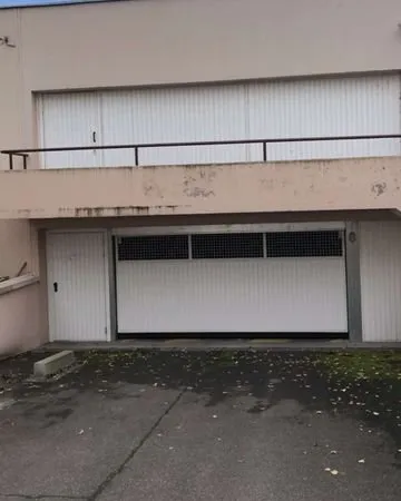Parking/box Illzach