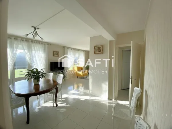 Appartement T3 - 1 chambre - Avec balcon et cave