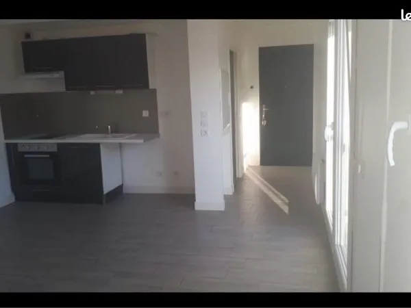 Studio 31m2 Bondy Gare RER E
