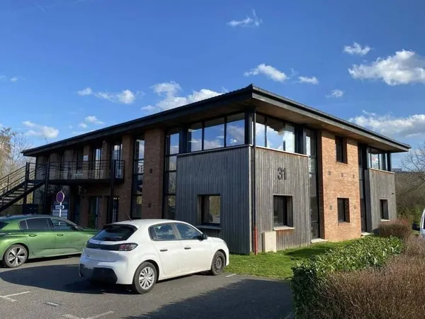 Bureaux 100 m²