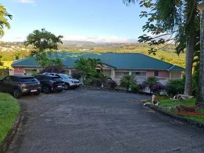 Charmant appartement meublé avec terrasse Résidence sécurisée au Lamentin