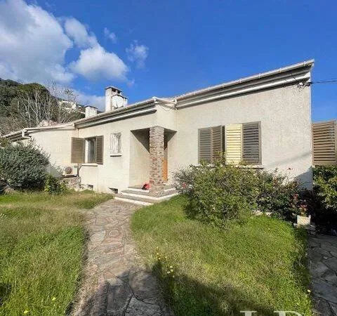Maison 7 pièces 185 m²